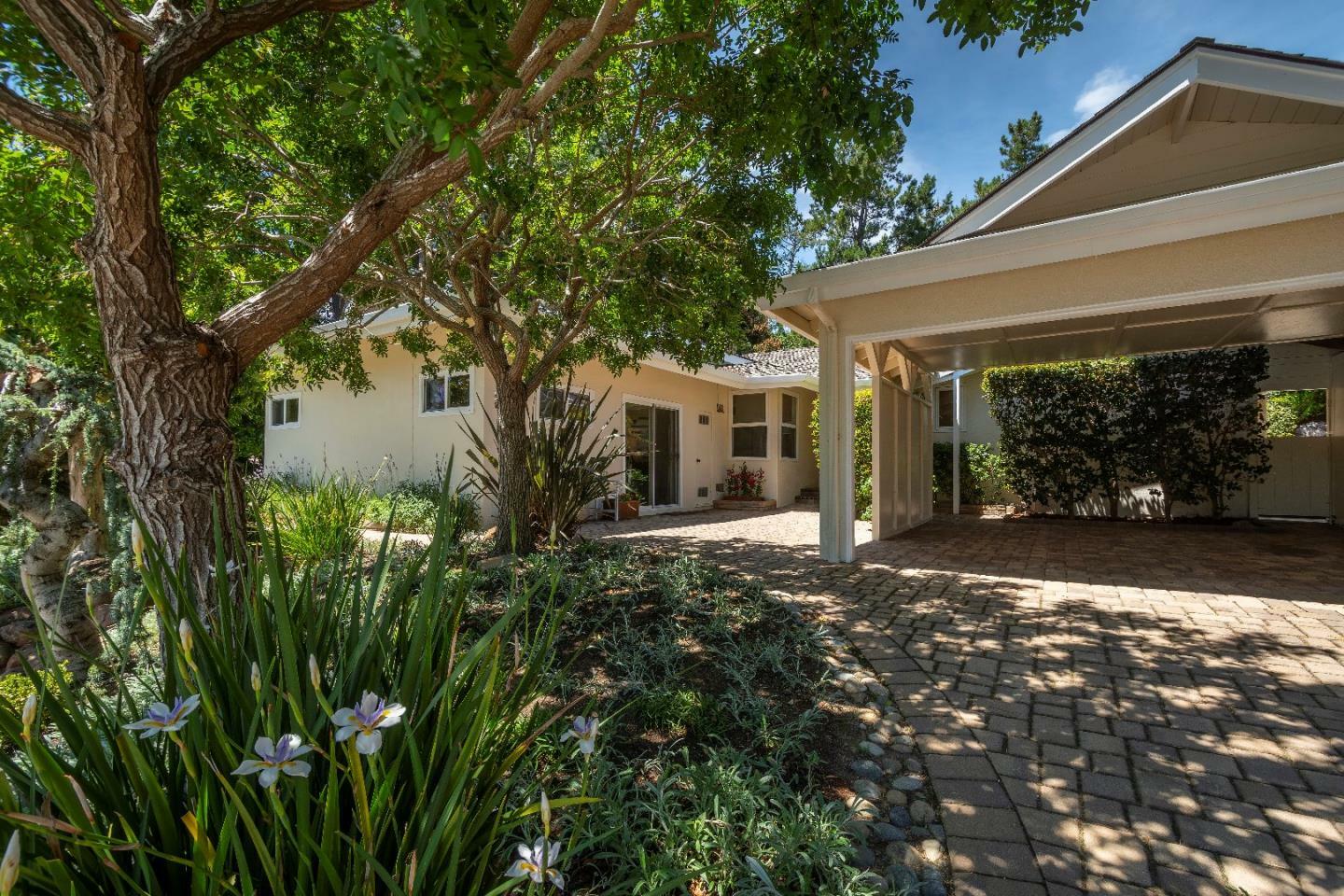 Property Photo:  164 Starlite Drive  CA 94402 