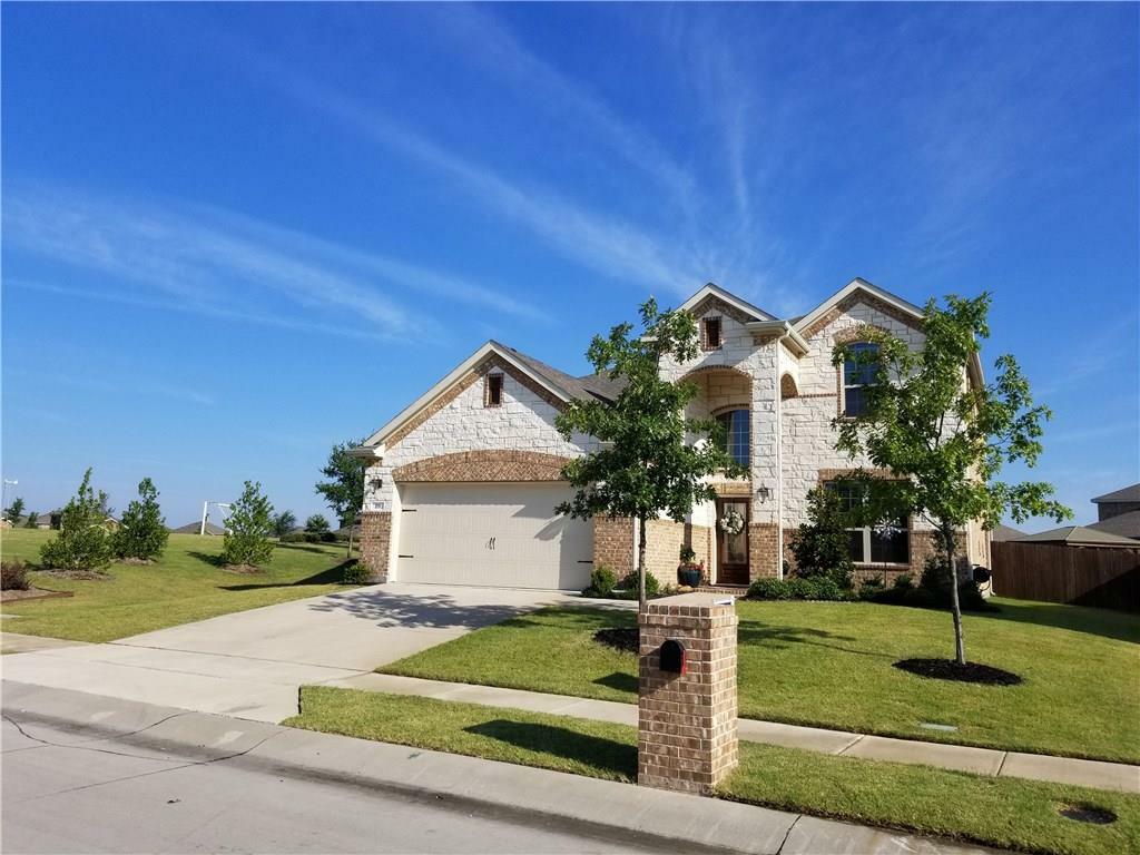 Property Photo:  211 Chamberlain Drive  TX 75189 