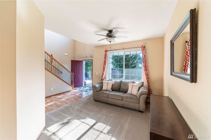 Property Photo: 11404 22nd St SE B WA 98258