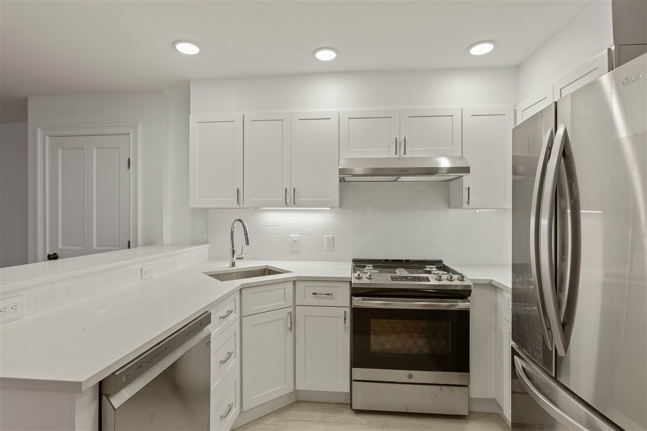 Property Photo: 104 Mercer St 1 NJ 07302
