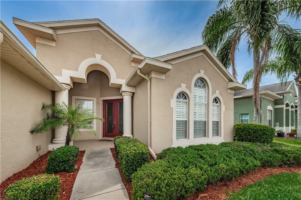 Property Photo:  2503 Wood Pointe Drive  FL 34691 