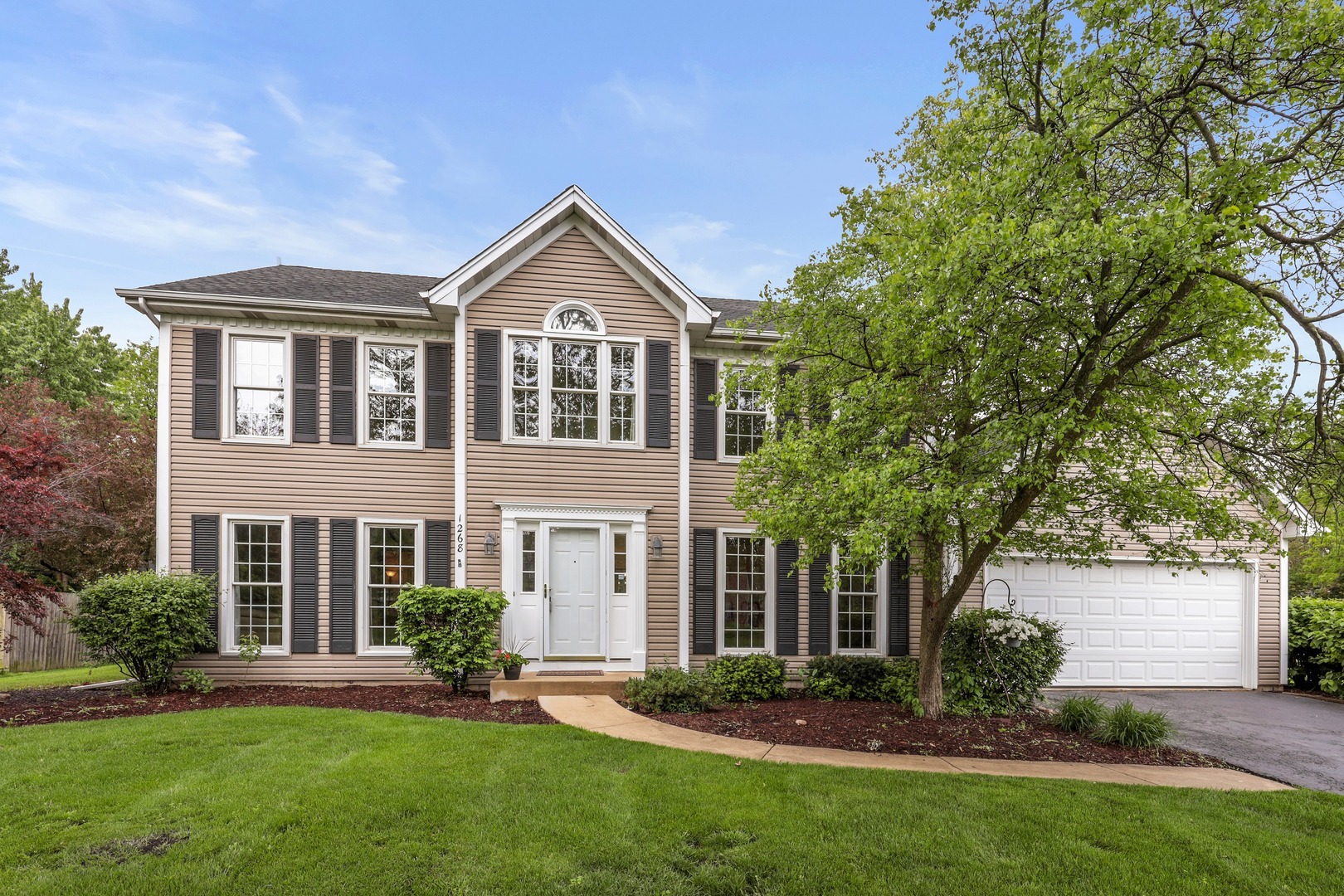 Property Photo: 1268 Redfield Road IL 60563
