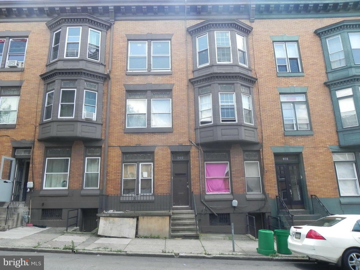 Property Photo: 940 Washington Street PA 19601