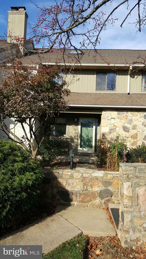 Property Photo:  252 Yellow Springs Court  PA 19067 