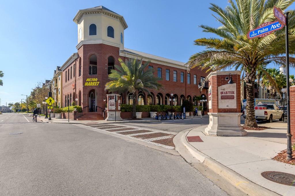 Property Photo: 1910 E Palm Avenue 9303 FL 33605