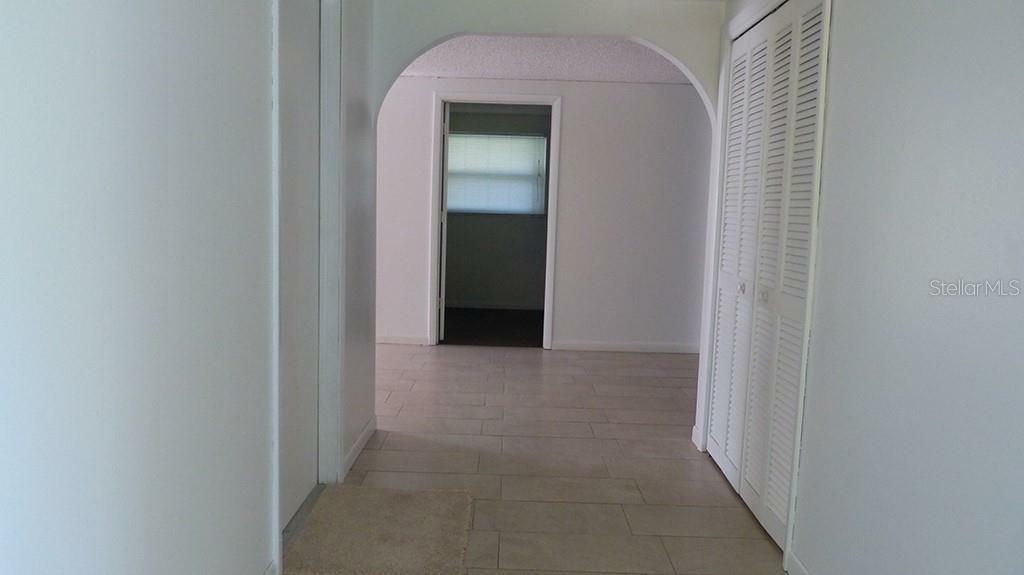 Property Photo: 548 Firefly Lane FL 33572