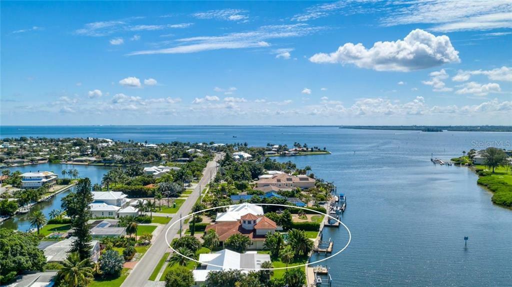 Property Photo:  529 Key Royale Drive  FL 34217 