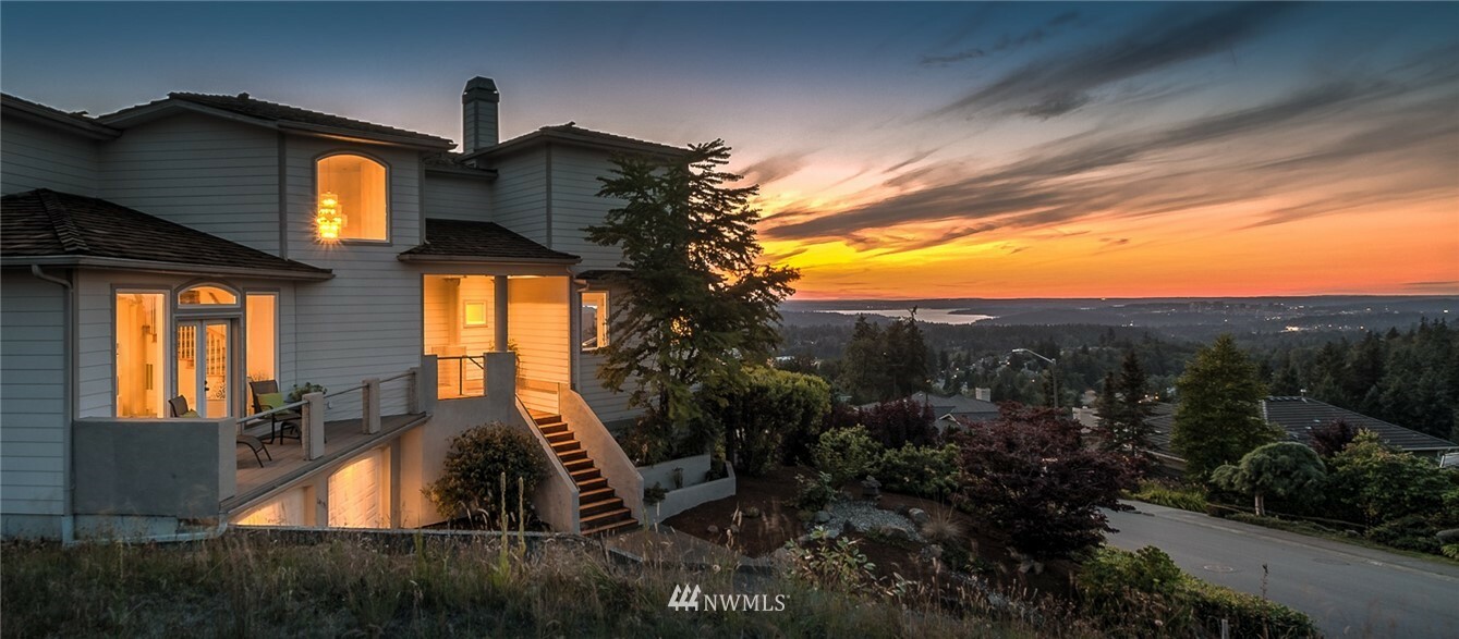 Property Photo:  14131 SE 83rd Street  WA 98059 