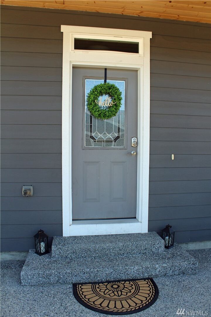 Property Photo:  6539 Endeavor St  WA 98248 