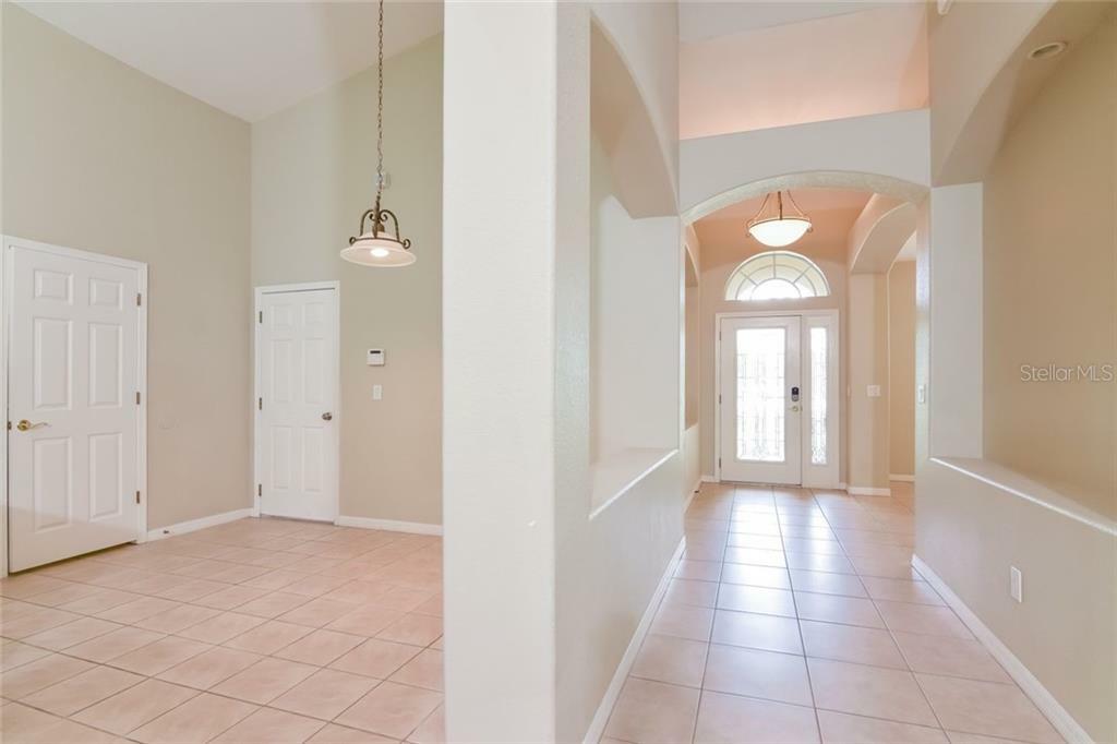 Property Photo:  3530 Fiddlers Green Loop  FL 33544 