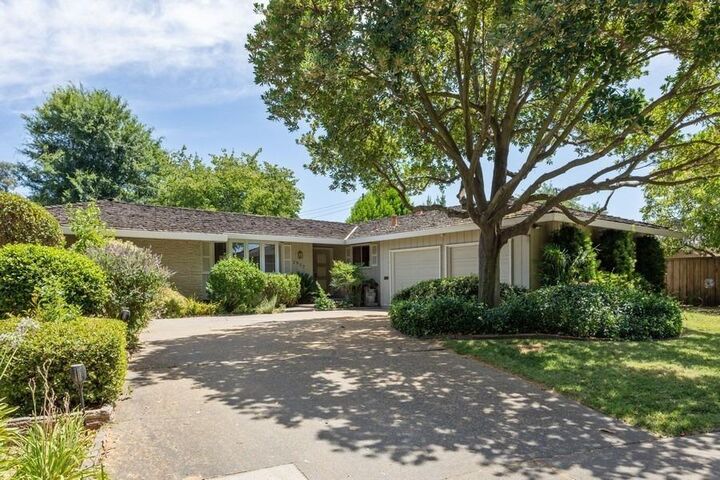 2937 Royce Way  Sacramento CA 95864 photo