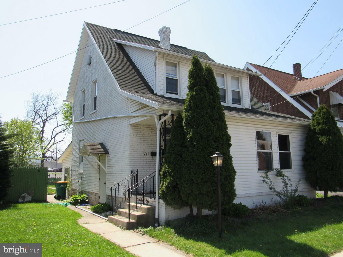 Property Photo:  711 Clayton Avenue  PA 17268 