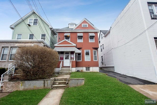 Property Photo:  1070-1072 Avenue C  NJ 07002 