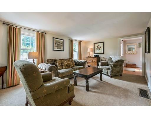 Property Photo: 8 Hatfield Rd MA 01982