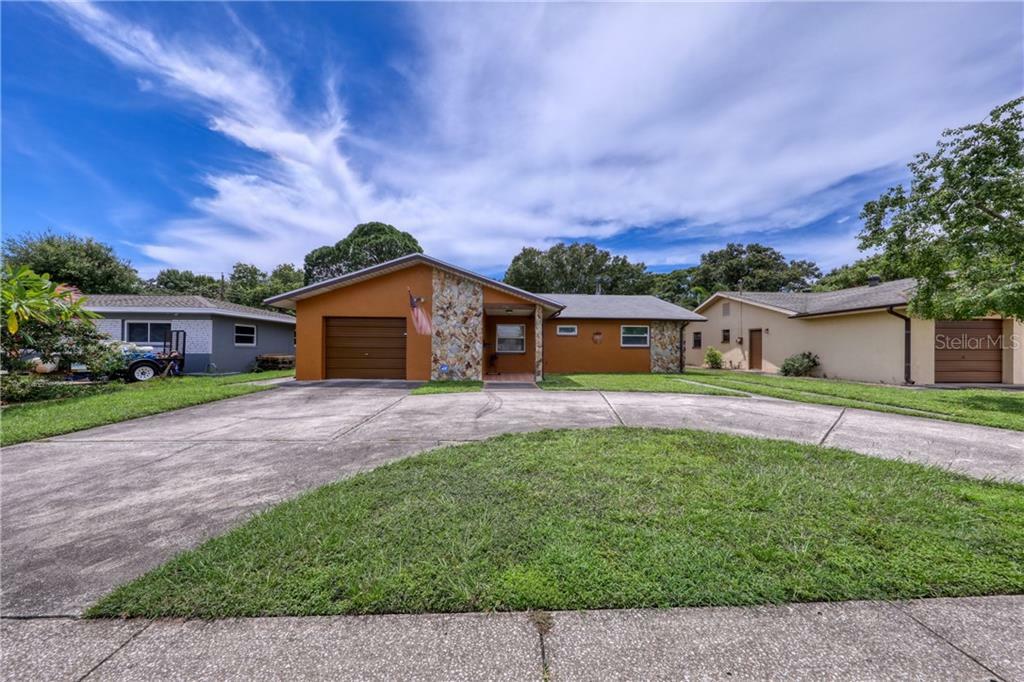 Property Photo:  2000 58th Street N  FL 33710 