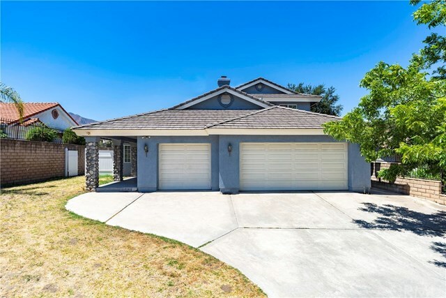 Property Photo:  32965 Serena Way  CA 92530 