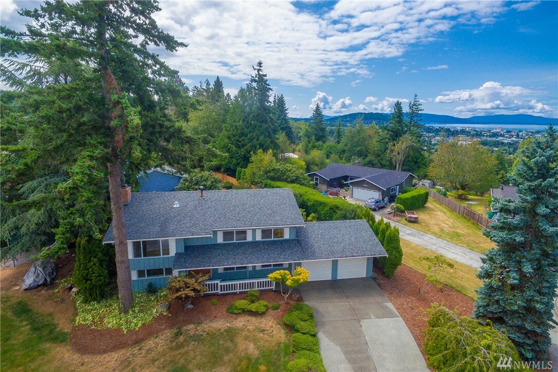 Property Photo:  2603 Crestline Dr  WA 98226 