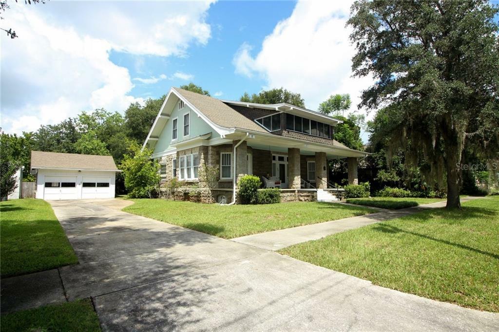 Property Photo:  320 S Mary Street  FL 32726 