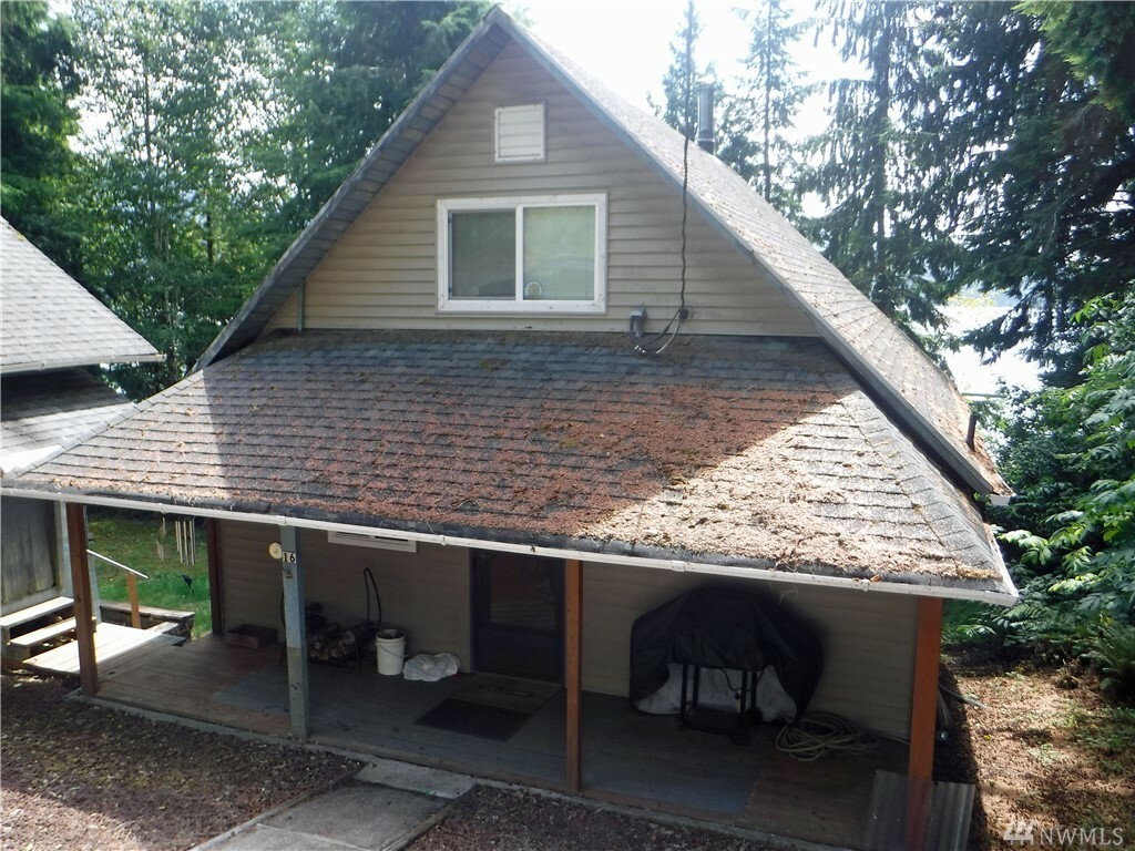 Property Photo: 16 Lakeview Dr WA 98526