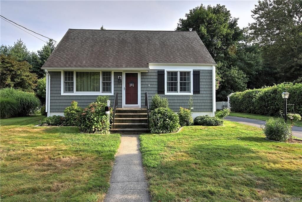 Property Photo:  25 Pascip Street  CT 06461 