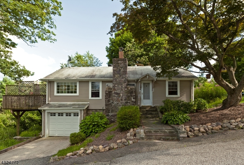 Property Photo:  3 Cliffside Dr  NJ 07480 