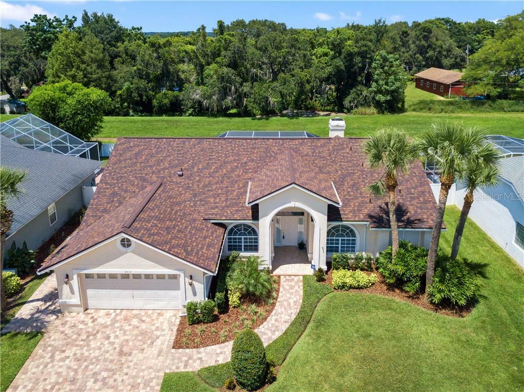 Property Photo:  8413 Island Palm Circle  FL 32835 