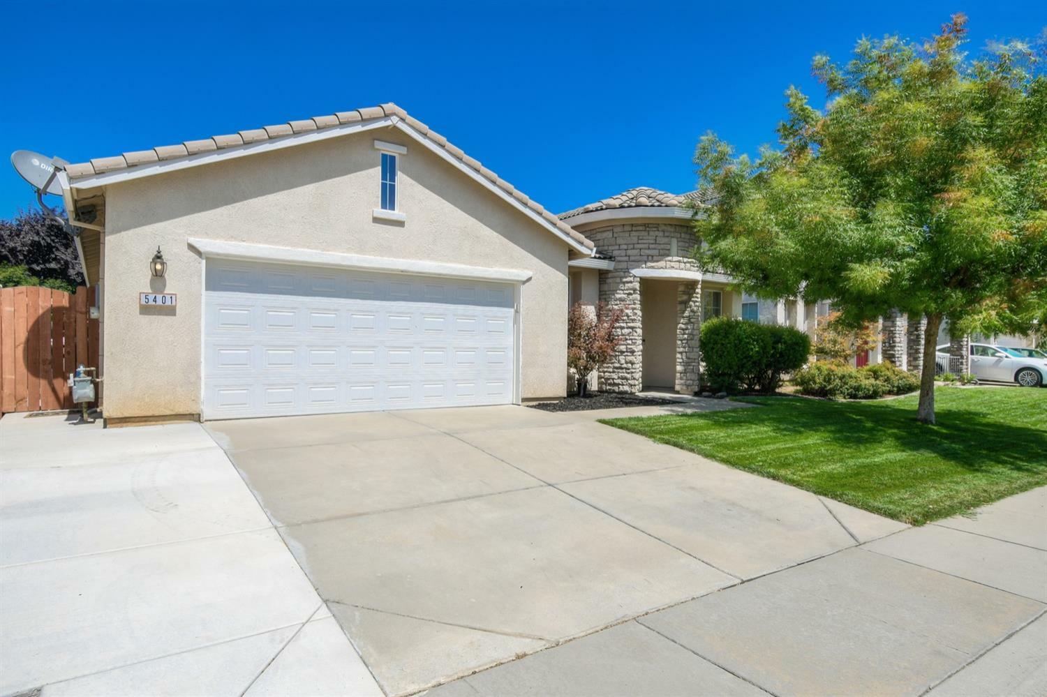Property Photo:  5401 Friesian Way  CA 95757 