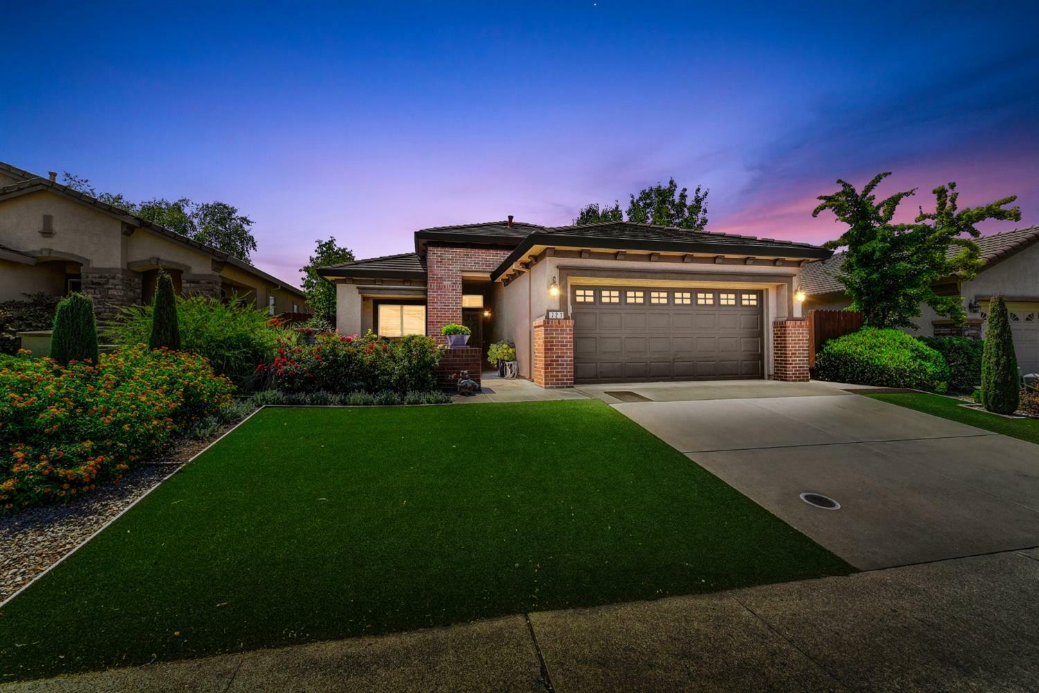 Property Photo: 721 Hillswick Circle CA 95630