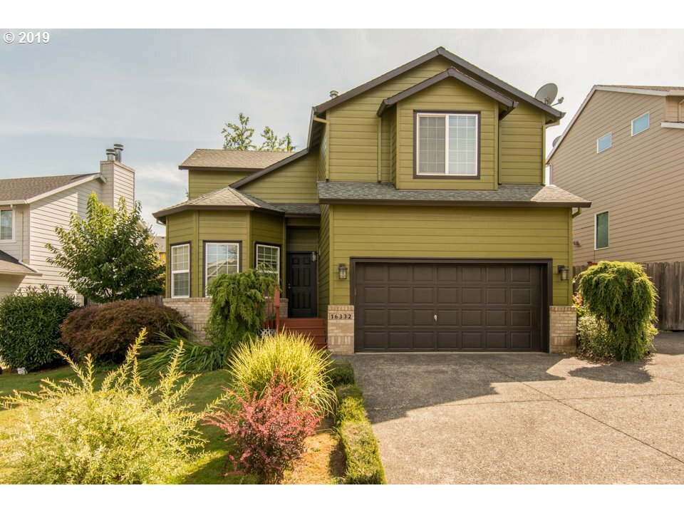Property Photo:  16332 SE Anderegg Pkwy  OR 97089 