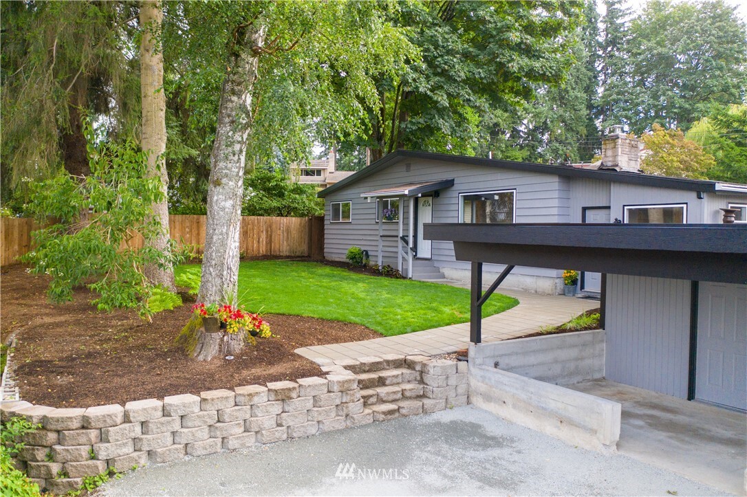 Property Photo: 8132 NE 156th Place WA 98028