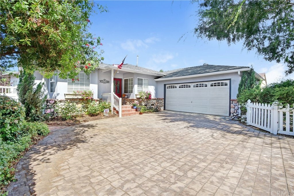 Property Photo:  12321 Moline Drive  CA 90604 