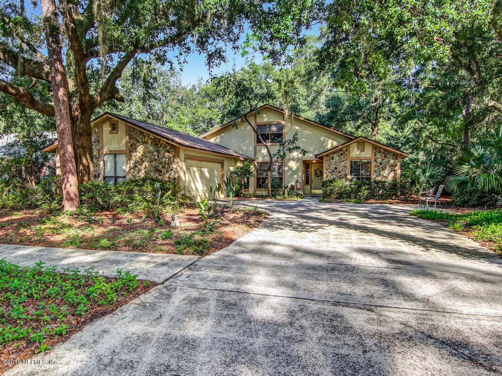 Property Photo: 3551 Lita Road E FL 32257