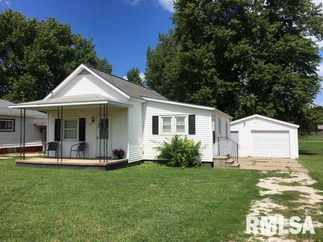 Property Photo:  125 Fulton  IL 61524-6154 