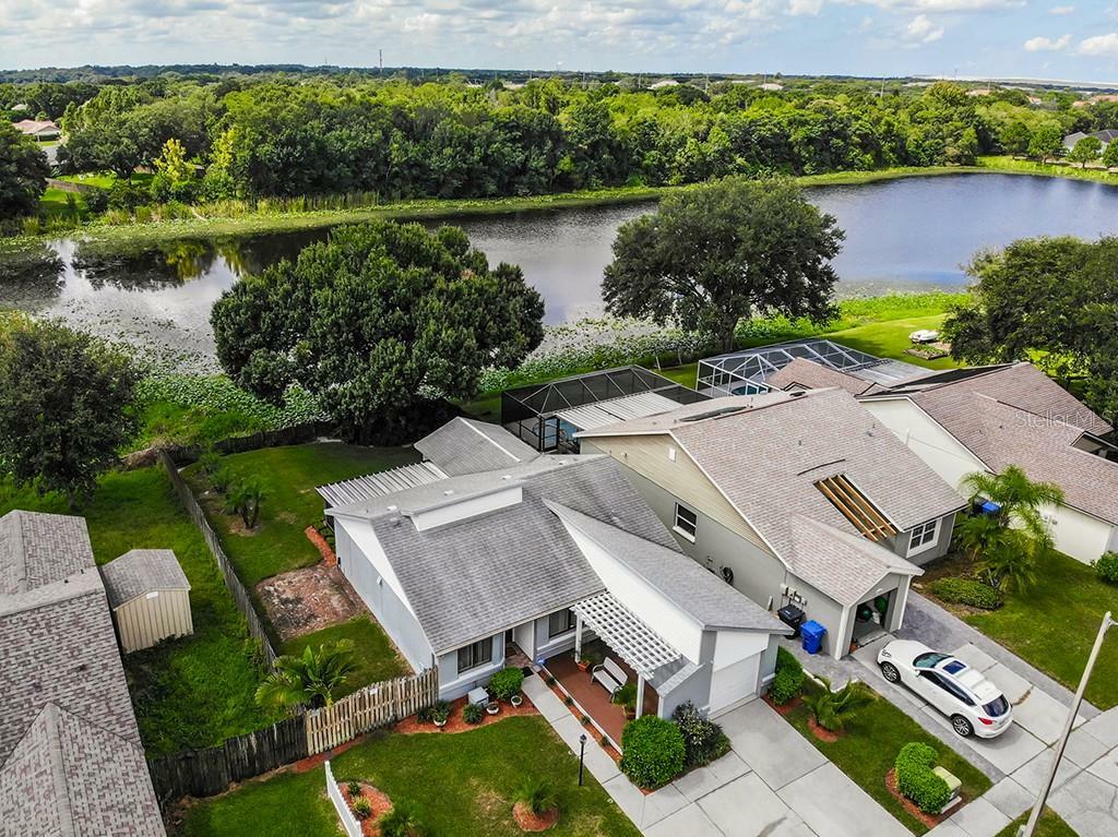 Property Photo:  1325 Mohrlake Drive  FL 33511 