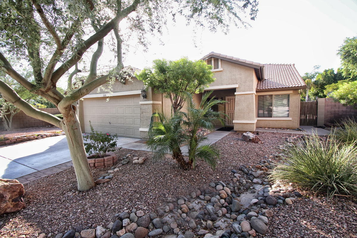 Property Photo:  13554 W Berridge Lane  AZ 85340 