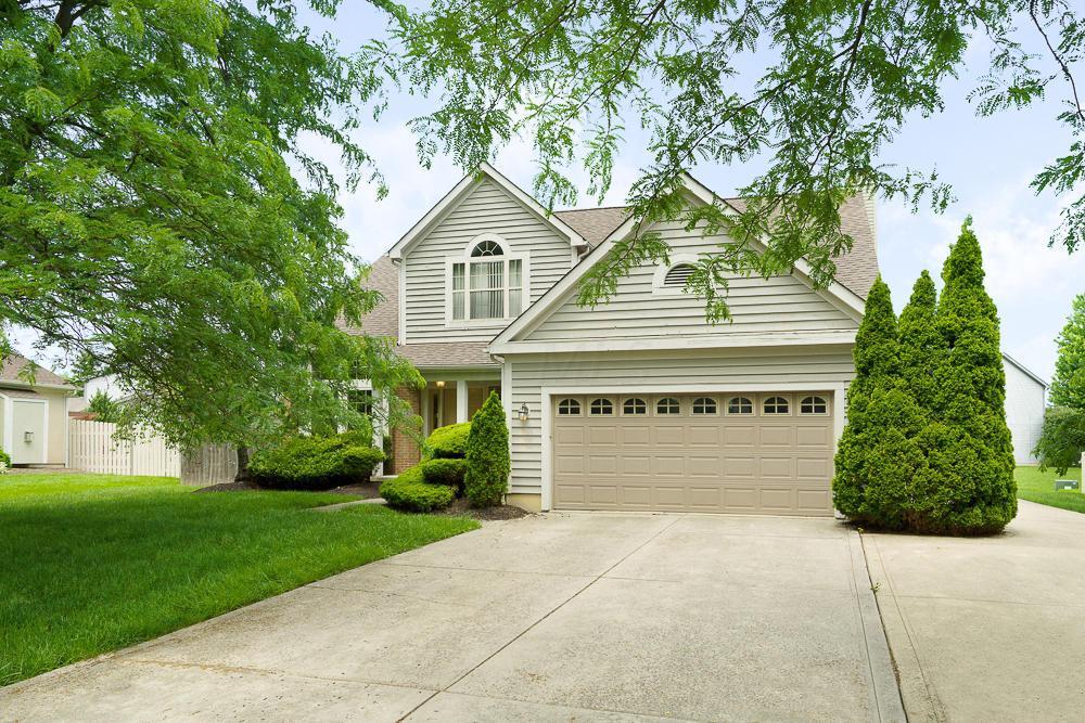 Property Photo: 4725 Clayburn E Drive OH 43123