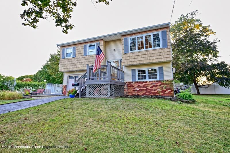 Property Photo:  572 Sumner Avenue  NJ 07718 