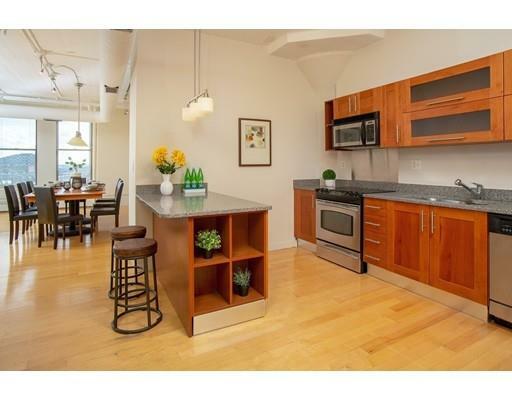 Property Photo:  210 South St 6-5  MA 02111 