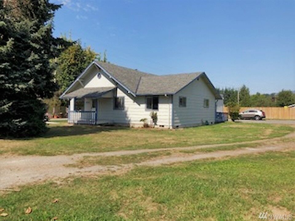 Property Photo: 23013 E Jones Rd WA 98284