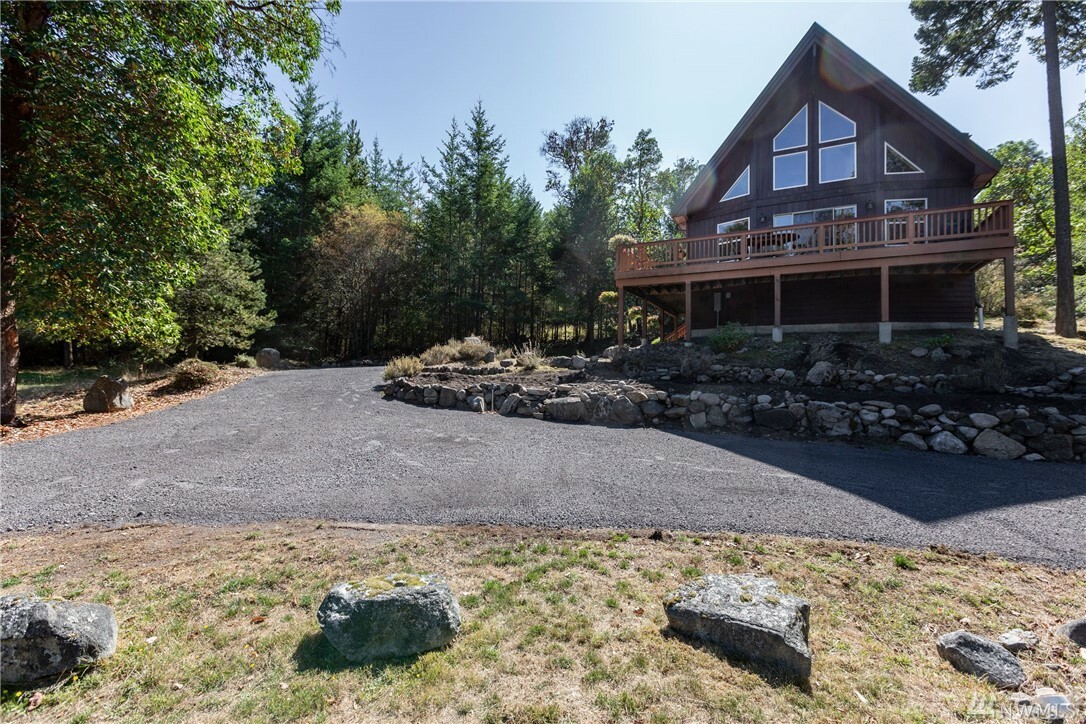 Property Photo:  275 Kittiwake Lane  WA 98250 