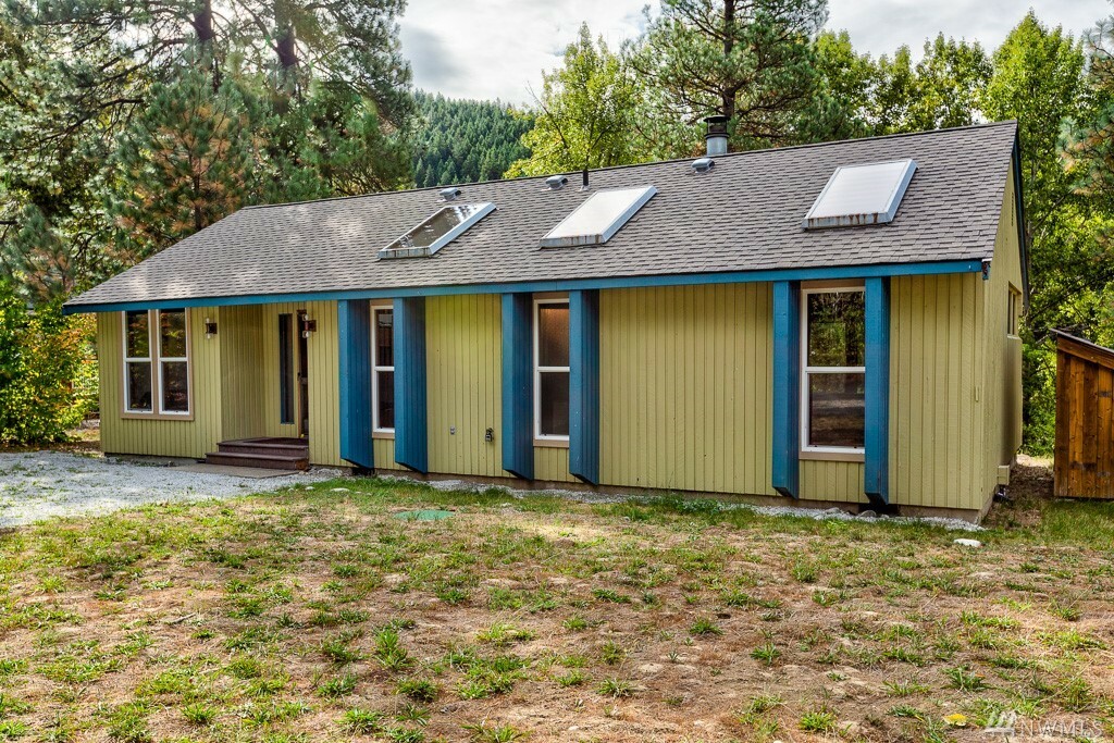 Property Photo:  15943 River Rd  WA 98826 