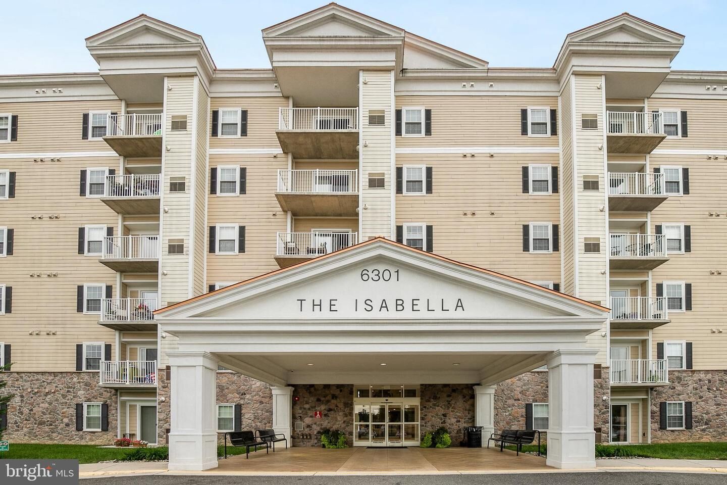 Property Photo:  6301 Edsall Road 103  VA 22312 