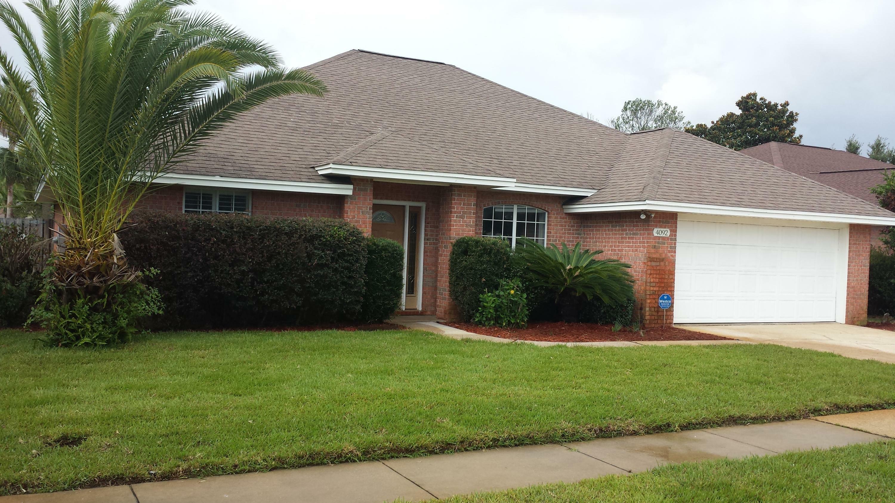Property Photo: 4092 Drifting Sand Trail FL 32541