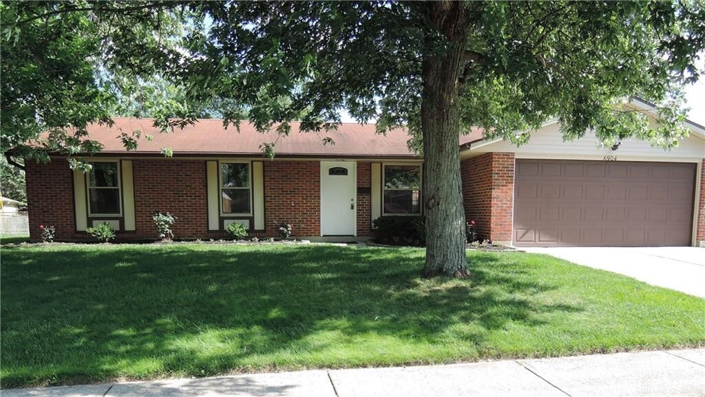 Property Photo: 6904 Shellcross Drive OH 45424
