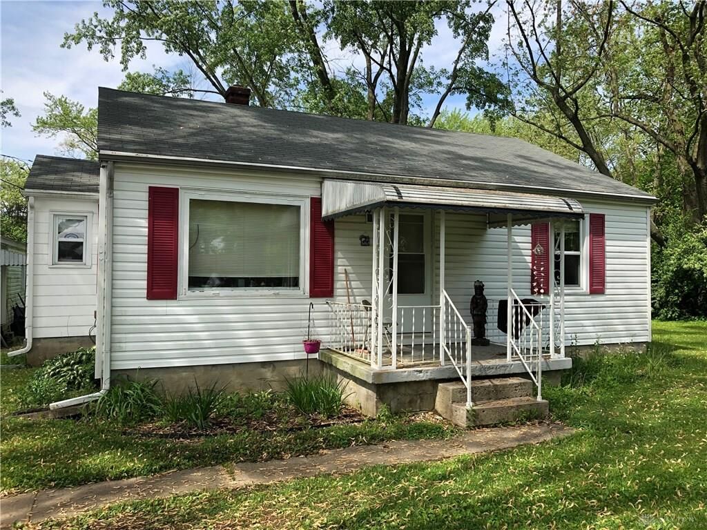 Property Photo: 4293 W Wenger Road OH 45315