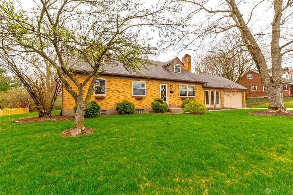 Property Photo:  270 Linden Drive  OH 45459 