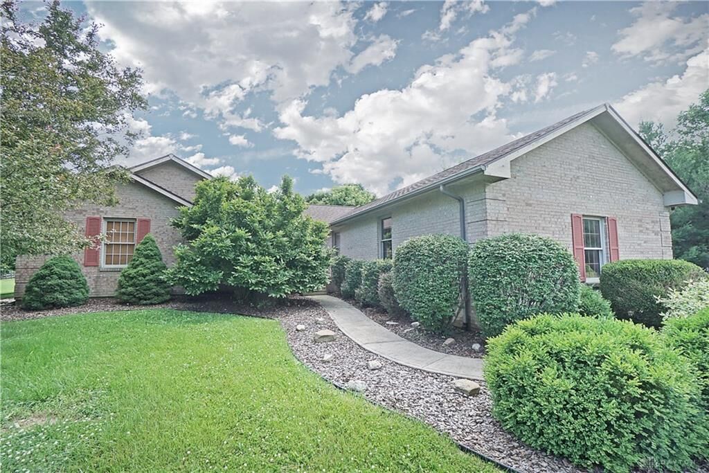 Property Photo:  5775 Chenoweth Road  OH 45068 