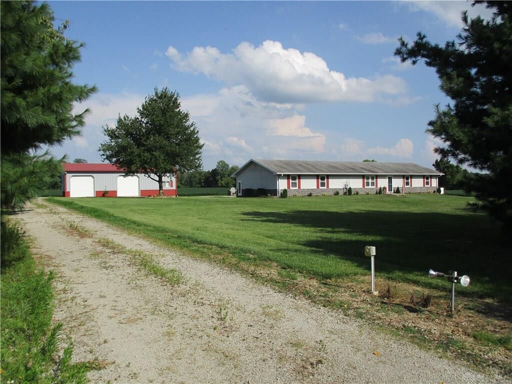 Property Photo: 925 Hormell Road OH 45177