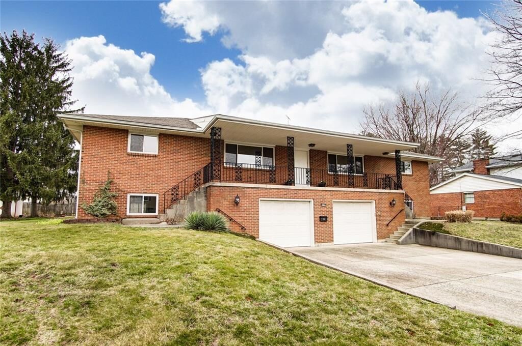 Property Photo: 4609 Glenheath OH 45440