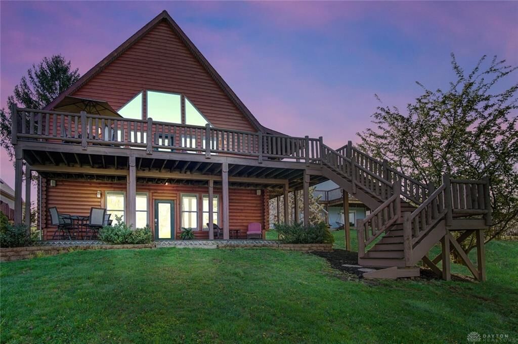 Property Photo: 823 Quarry Road OH 45335